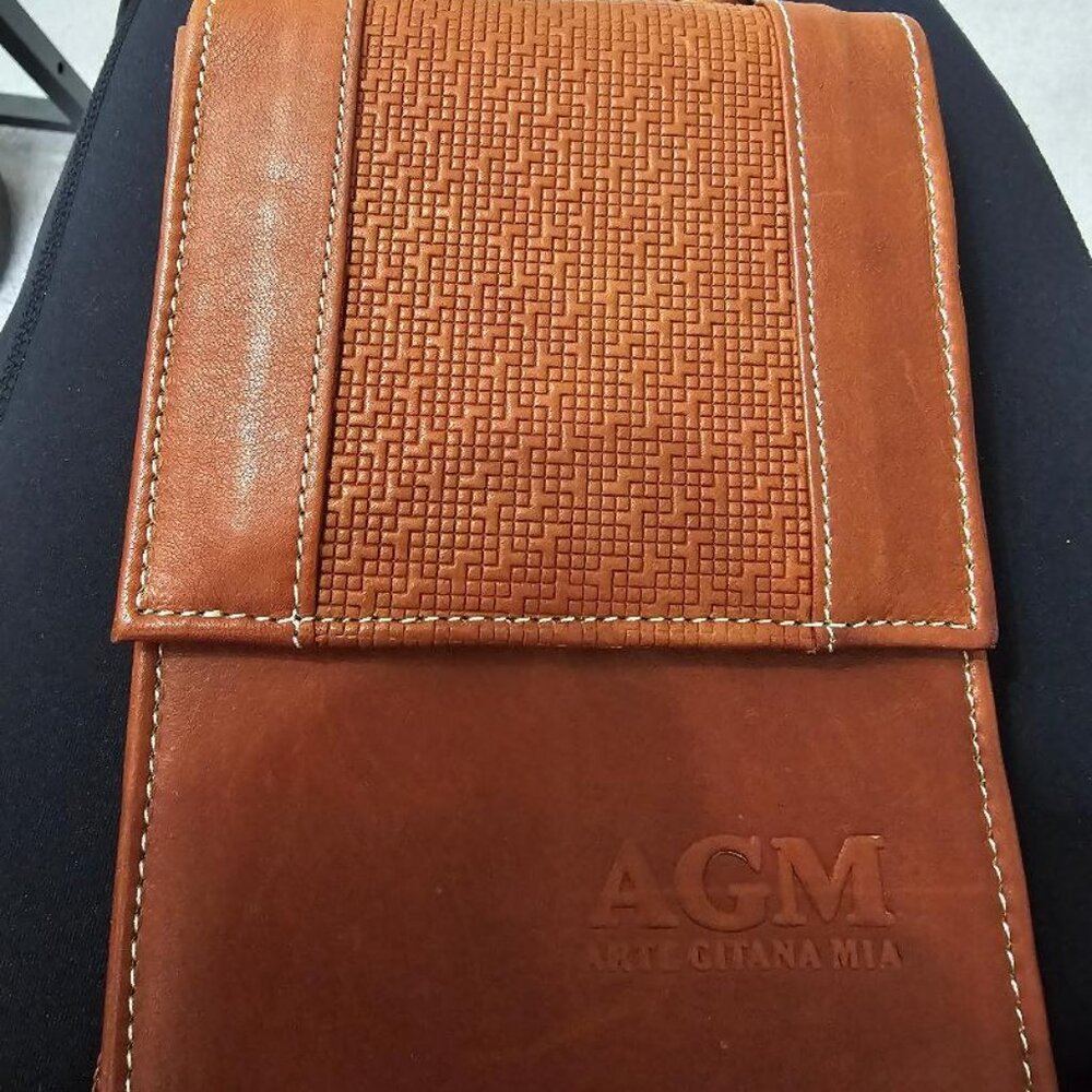 AGM Arte Gitana Mia Leather Crossbody Phone Wallet Cognac - Picture 2 of 16